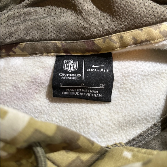 Men’s Nike New England Patriots On Field Camo Sweatshirt with Pockets Size Small - Picture 3 of 9